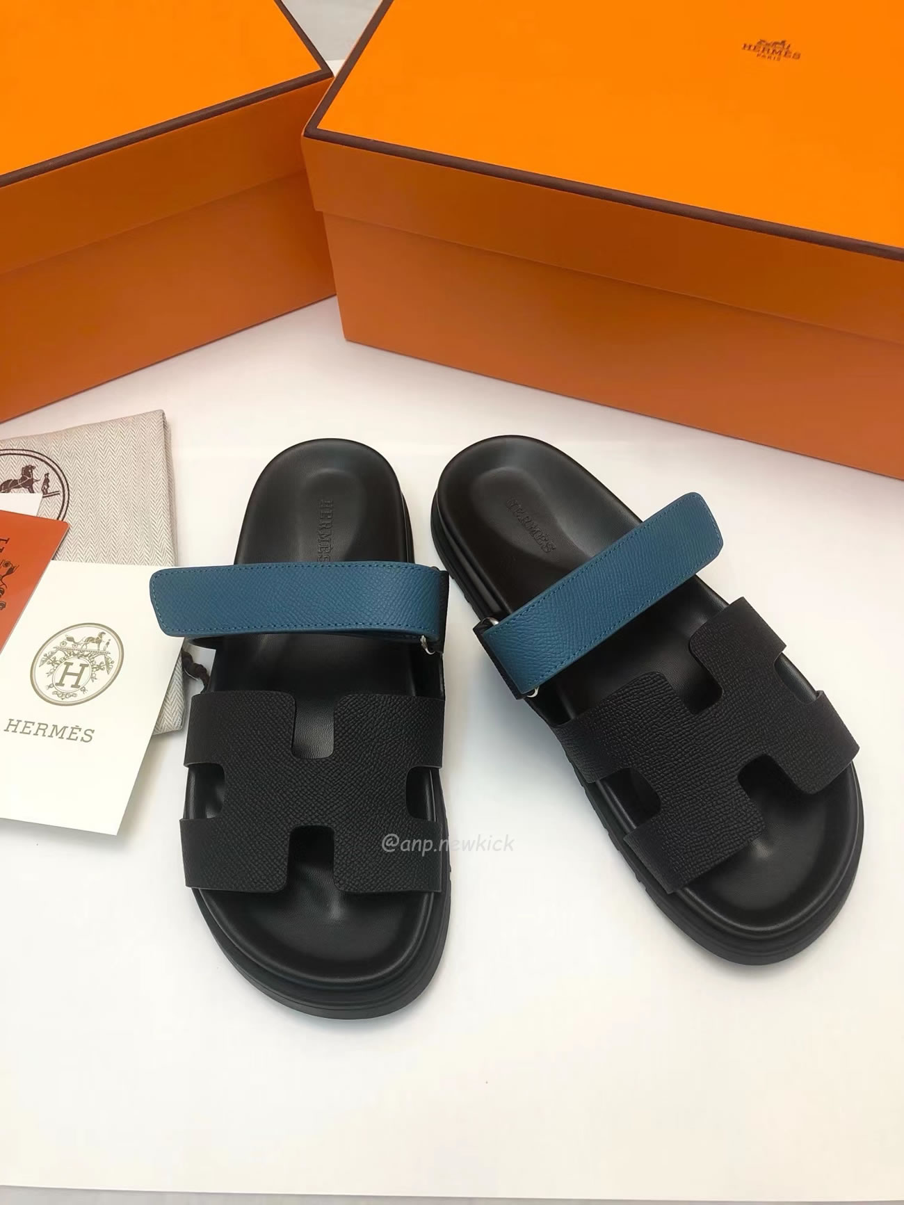 Hermes Chypre Sandal Noir Bleu Celeste (2) - www.newkick.vip